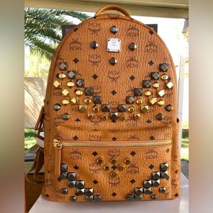 MCM stud stark medium backpack